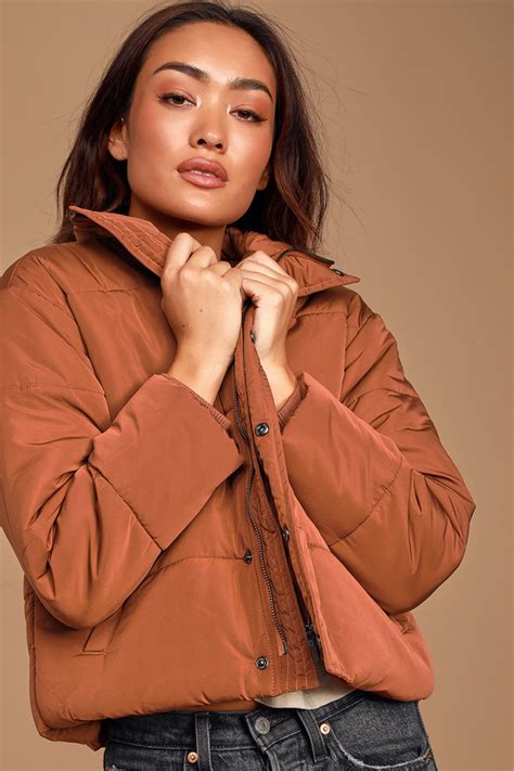 dark brown puffer jacket cropped